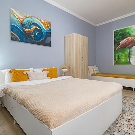 Апартаменты Expo Residents Со Всеми Удобствами Αστάνα Εξωτερικό φωτογραφία